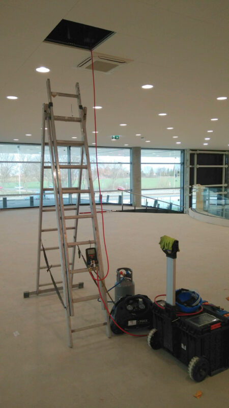 montaż klimatyzacji w restauracji