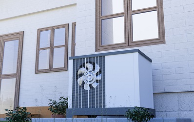 pompa ciepła na zewnątrz