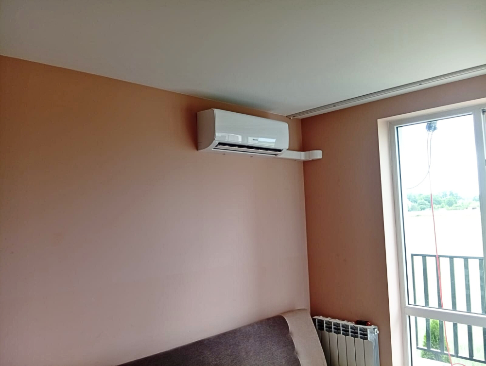 Klimatyzacja w pokoju hotelowym