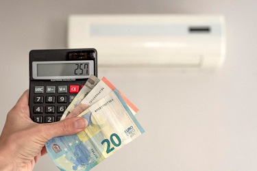 Klimatyzacja a rachunki za prąd — jak chłodzić i nie przepłacać?